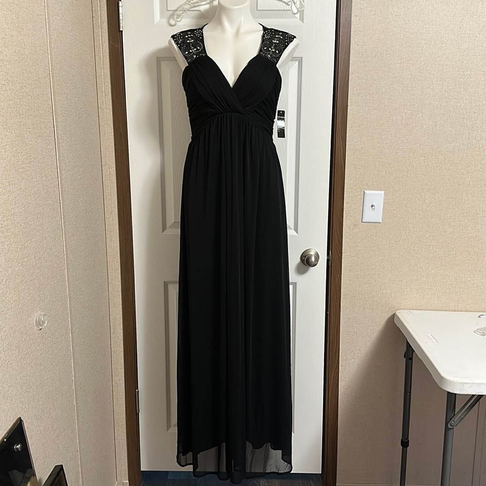 NWT Night Way evening gown Black Size 8